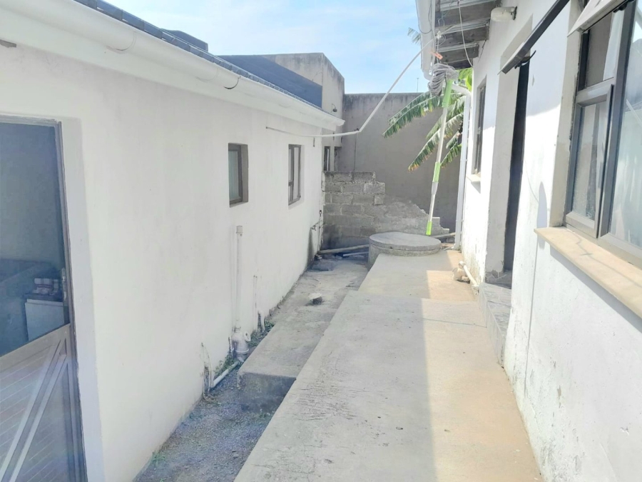 2 Bedroom Property for Sale in Mdantsane Nu 15 Eastern Cape
